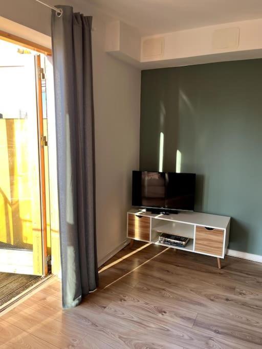 Colourful, Bright And Chic 2 Storey Apartment Manchester Exterior foto